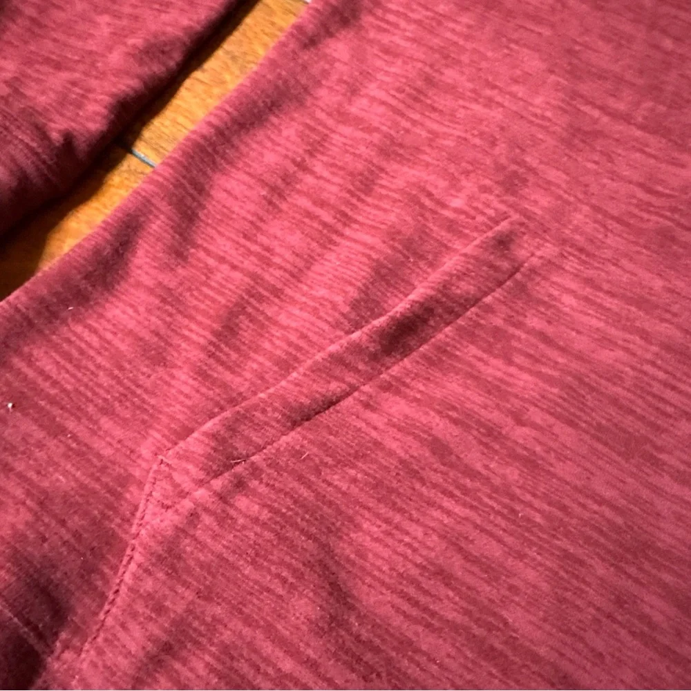 REEBOK Hoodie Mens Large Pullover Fleece Long Sleeve Gray Kangaroo Pocket Maroon - Picture 4 of 5
